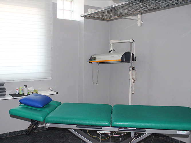 Einrichtung - PhysioMed · Praxis für Krankengymastik & Physiotherapie in 47259 Duisburg